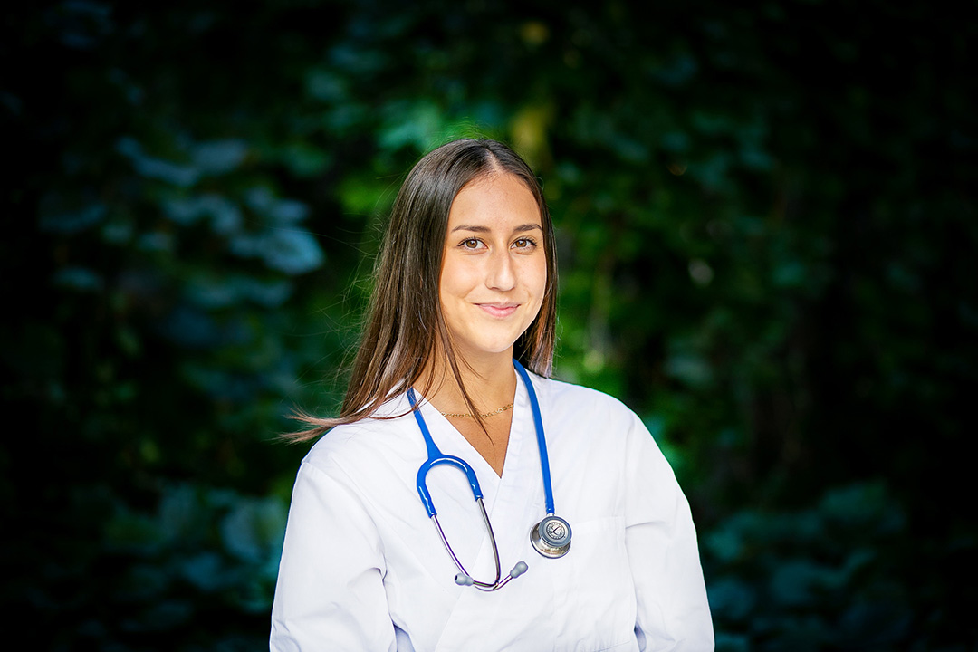 Kelsey Leung, a first-year veterinary student at the Western College of Veterinary Medicine (WCVM). Photo: Christina Weese. 